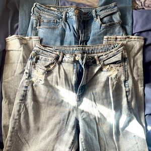 2 pairs of american eagle size 10 boyfriend jeans. super super stretchy.